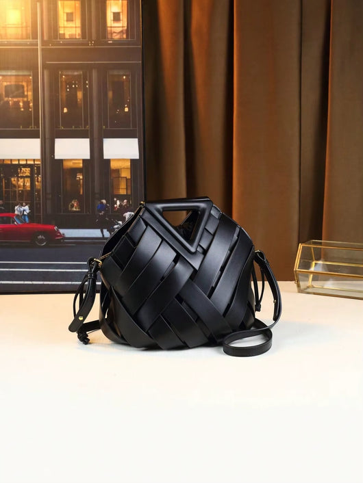 Woven Design Women Handbag, Tote Basket Bag, High-End Niche Inverted Triangle Shaped Fashion Commuter Bag, Casual Style